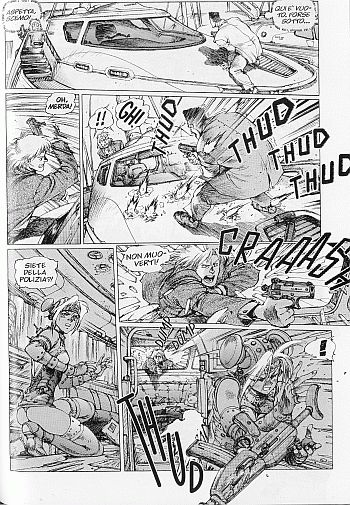 Togusa ed Asuma in azione. Togusa ed Asuma in azione.<br><i>(c)1991-2006 Masamune Shirow</i>
