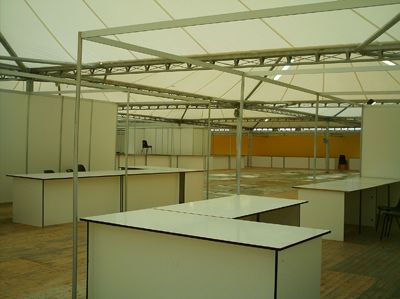 Lucca Lucca<br>interno dei padiglioni in allestimento<br><i>(c) degli aventi diritto</i>